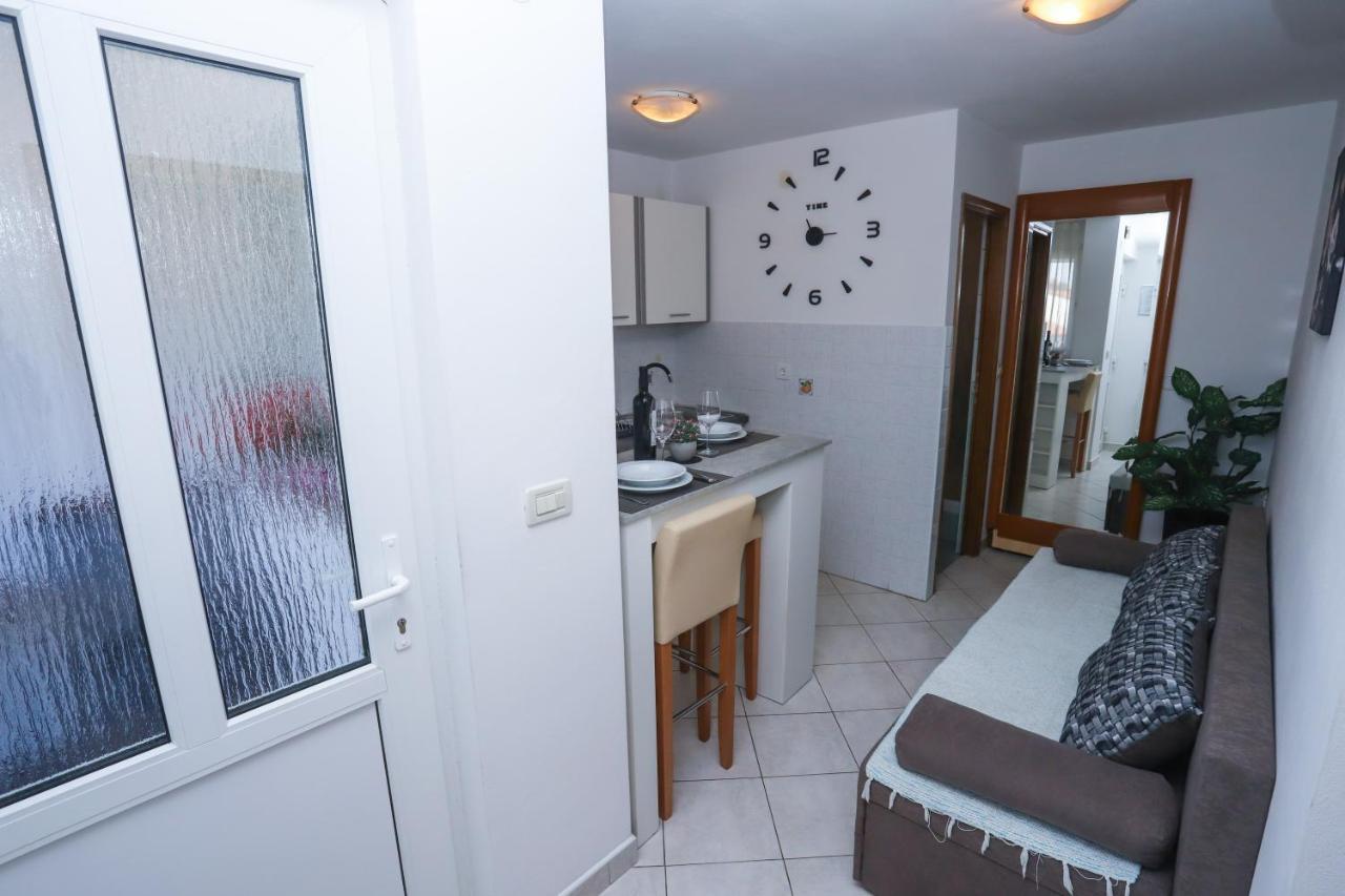 Apartment Ivica Пореч Екстер'єр фото