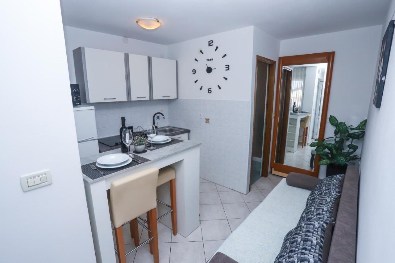 Apartment Ivica Пореч Екстер'єр фото