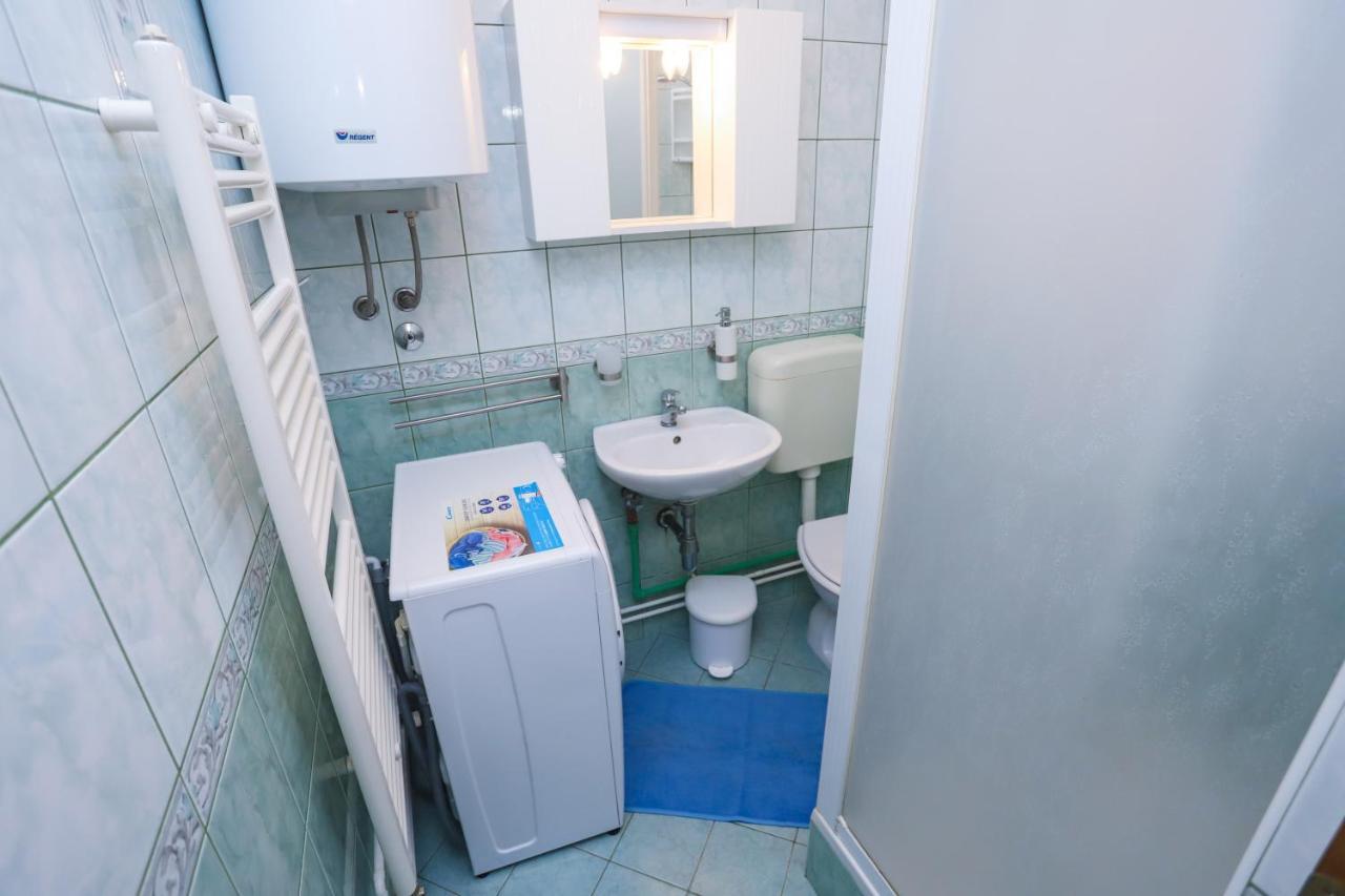 Apartment Ivica Пореч Екстер'єр фото