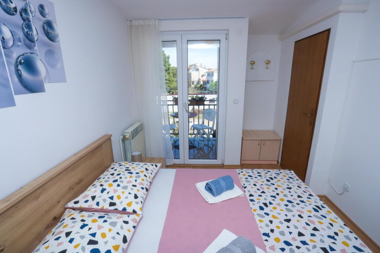 Apartment Ivica Пореч Екстер'єр фото