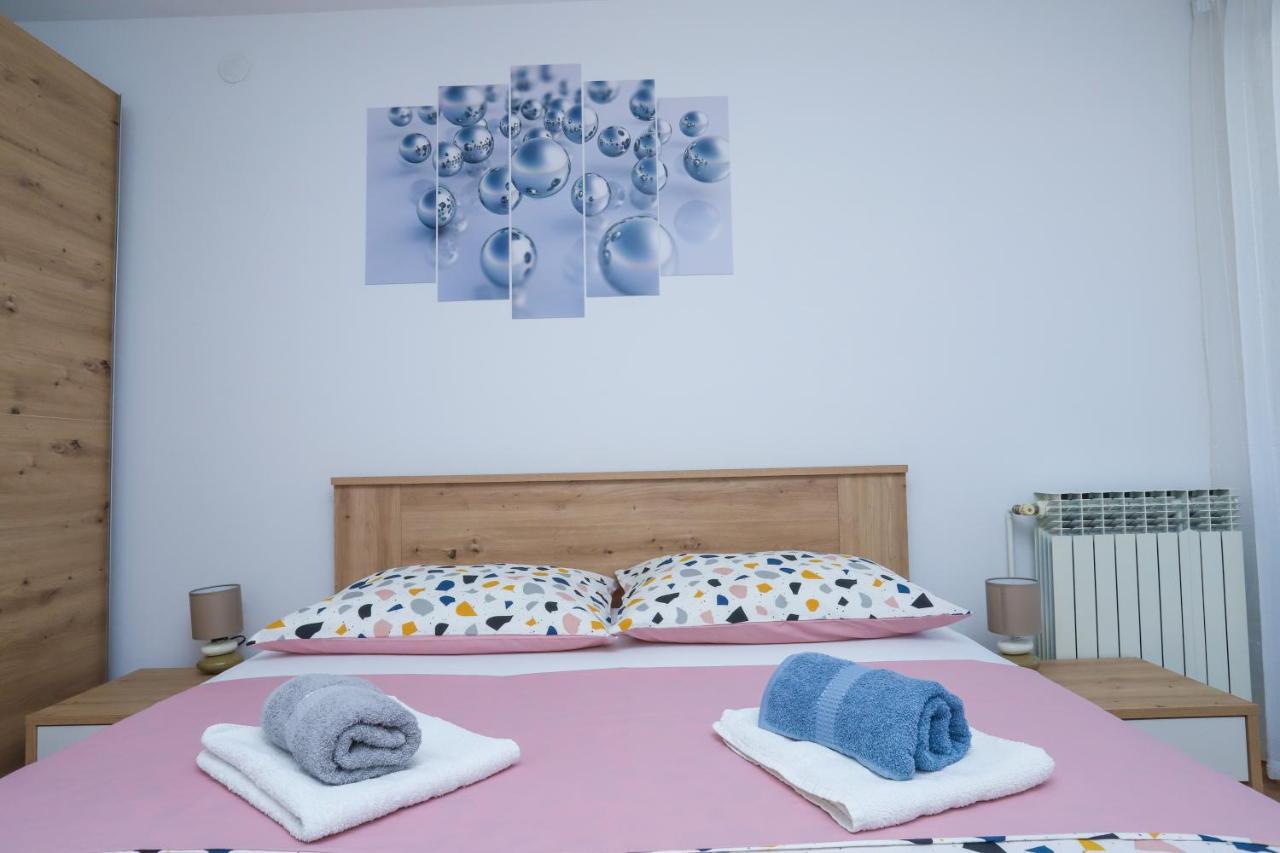 Apartment Ivica Пореч Екстер'єр фото