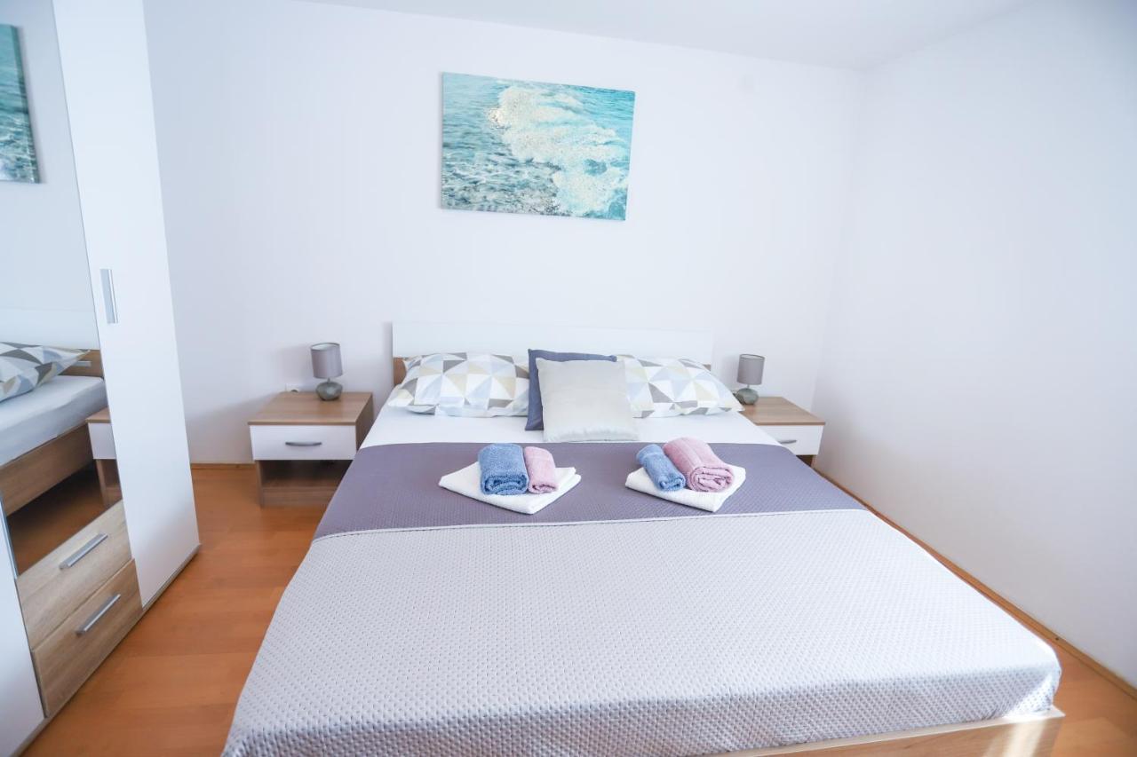 Apartment Ivica Пореч Екстер'єр фото