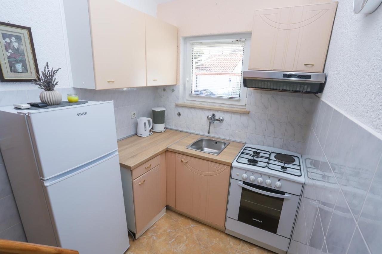 Apartment Ivica Пореч Екстер'єр фото